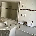 Villa Sandor-villa *